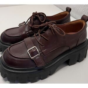 Beau Today Brown Platform Oxfords. Size 8.